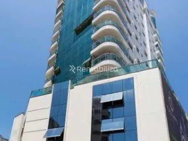 Apartamento com 278m² 3 quartos e 3 banheiros, à venda, no bairro Centro em Balneário Camboriú