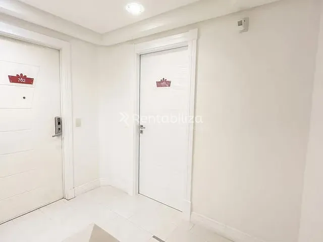 Apartamento com 278m² 3 quartos e 3 banheiros, à venda, no bairro Centro em Balneário Camboriú