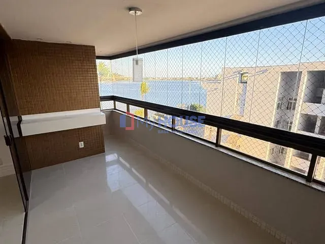 Apartamento 3 quartos e 2 banheiros, para alugar, no bairro Pontal em Ilhéus