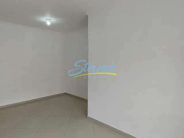 Apartamento com 76m² 3 quartos e 2 banheiros, para alugar, no bairro Pinheirinho em Vinhedo