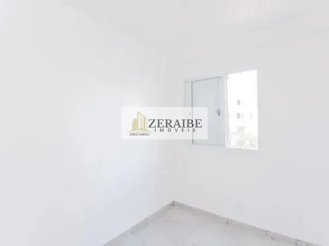 Apartamento 2 quartos e 1 banheiro, para alugar, no bairro Cocaia em Guarulhos