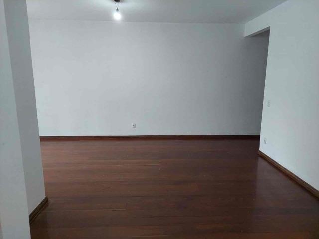 Apartamento com 200m² 3 quartos e 2 banheiros, à venda, no bairro Centro em Campos dos Goytacazes