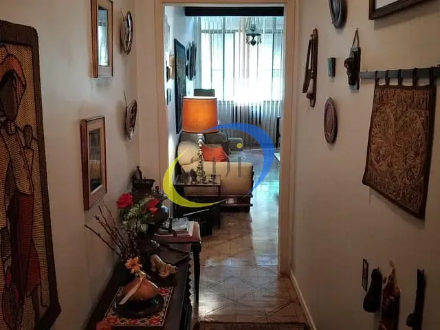 Apartamento com 120m² 3 quartos e 2 banheiros, à venda, no bairro Laranjeiras em Rio de Janeiro