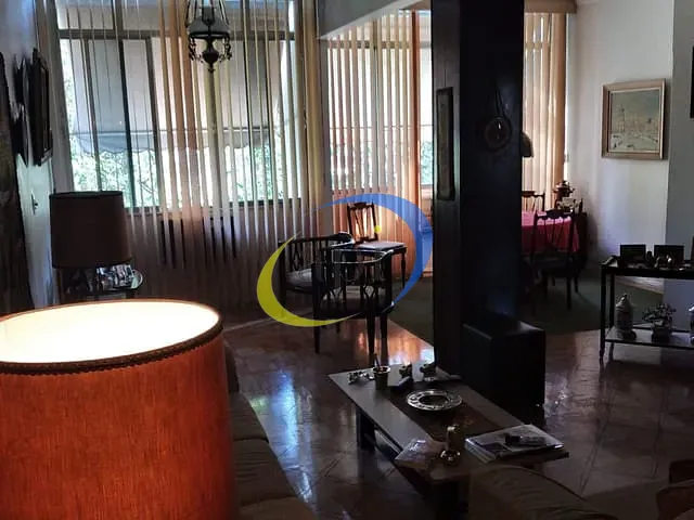 Apartamento com 120m² 3 quartos e 2 banheiros, à venda, no bairro Laranjeiras em Rio de Janeiro