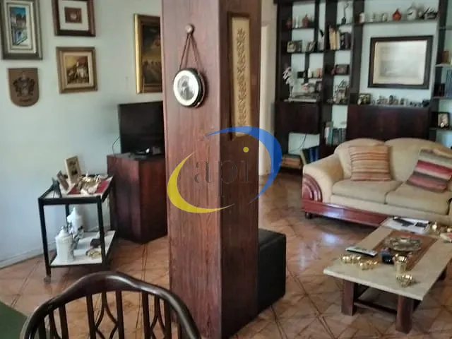 Apartamento com 120m² 3 quartos e 2 banheiros, à venda, no bairro Laranjeiras em Rio de Janeiro