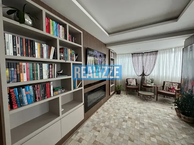 Apartamento com 216m² 3 quartos e 4 banheiros, à venda, no bairro Centro em Marau