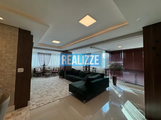 Apartamento com 216m² 3 quartos e 4 banheiros, à venda, no bairro Centro em Marau