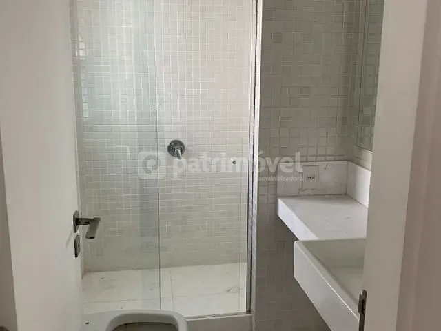 Apartamento com 431m² 4 quartos e 1 banheiro, para alugar, no bairro Barra da Tijuca em Rio de Janeiro