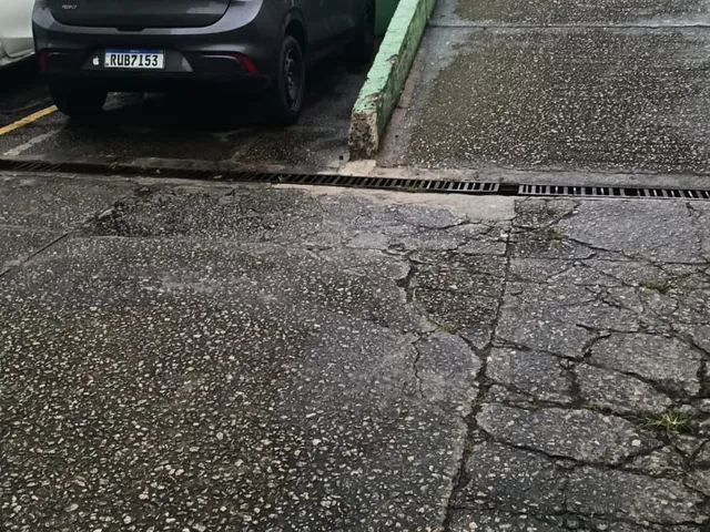 Apartamento 2 quartos e 1 banheiro, à venda, no bairro Jardim Sulacap em Rio de Janeiro
