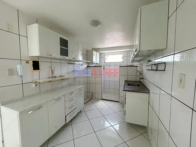 Apartamento 2 quartos e 2 banheiros, à venda, no bairro Castália em Itabuna