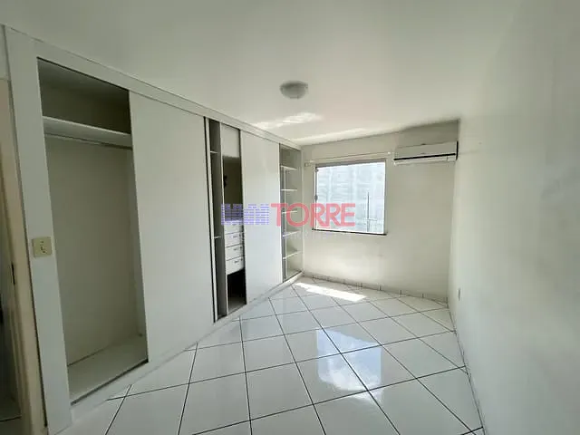 Apartamento 2 quartos e 2 banheiros, à venda, no bairro Castália em Itabuna