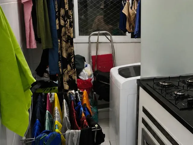 Apartamento 2 quartos e 1 banheiro, à venda, no bairro Inhoaíba em Rio de Janeiro