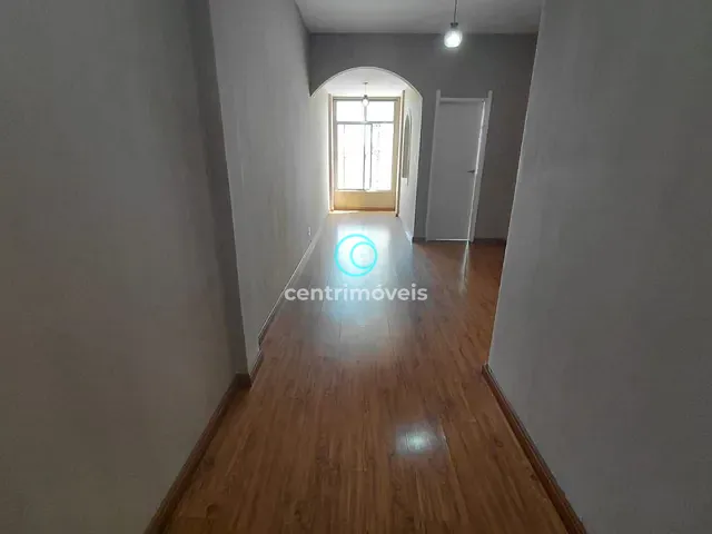 Apartamento com 75m² 2 quartos e 2 banheiros, para alugar, no bairro Tijuca em Rio de Janeiro