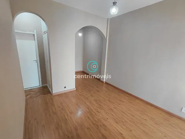 Apartamento com 75m² 2 quartos e 2 banheiros, para alugar, no bairro Tijuca em Rio de Janeiro