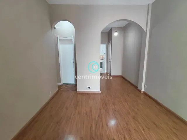 Apartamento com 75m² 2 quartos e 2 banheiros, para alugar, no bairro Tijuca em Rio de Janeiro