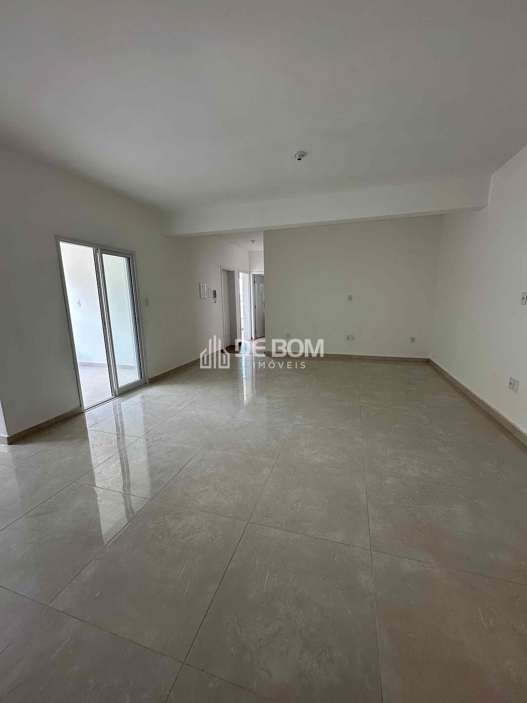 Apartamento à venda com 3 quartos, 99m² - Foto 6