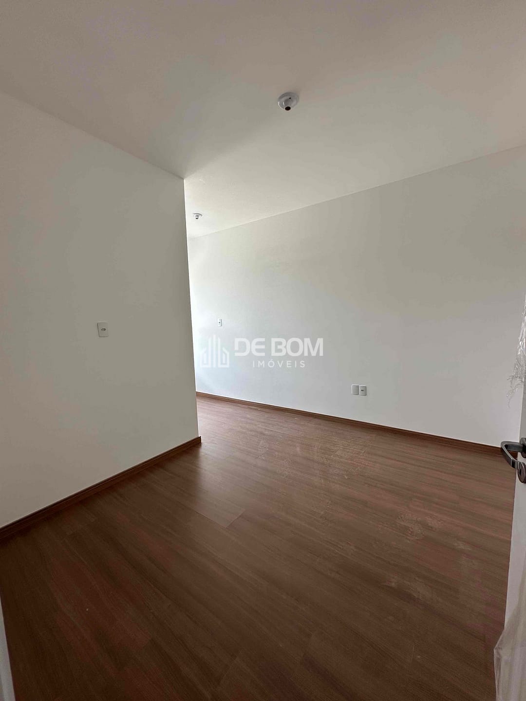 Apartamento à venda com 3 quartos, 99m² - Foto 7