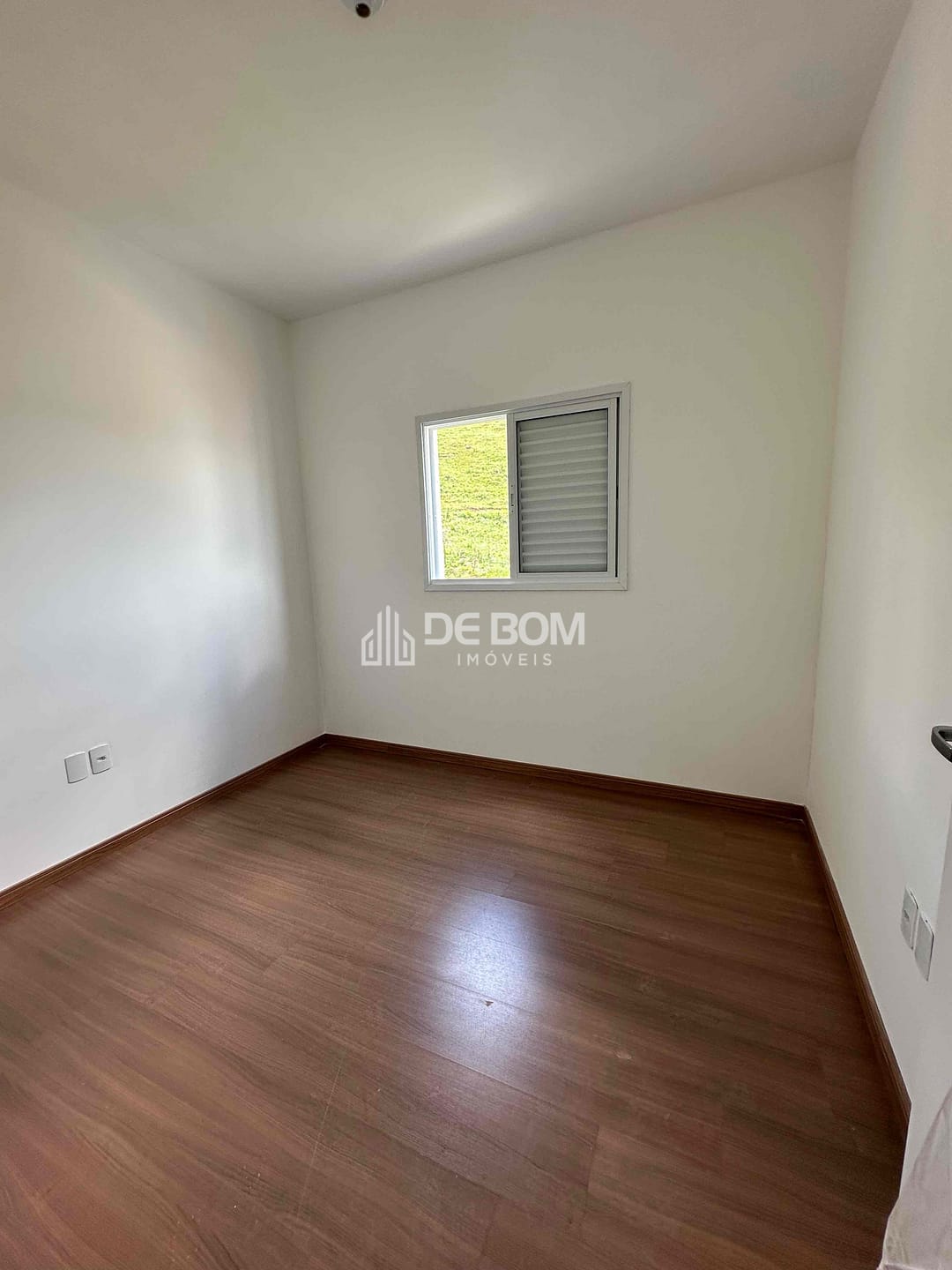 Apartamento à venda com 3 quartos, 99m² - Foto 12