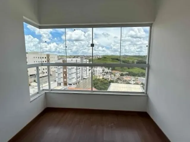 Apartamento 3 quartos e 2 banheiros, à venda, no bairro Residencial Summer Ville em Poços de Caldas