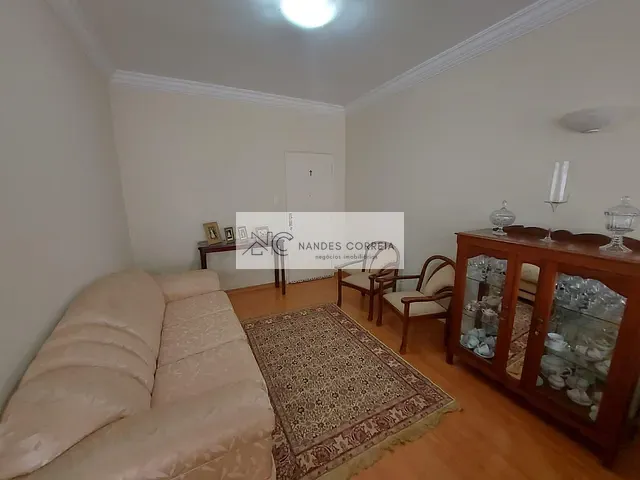 Apartamento 3 quartos e 3 banheiros, à venda, no bairro Centro em Londrina