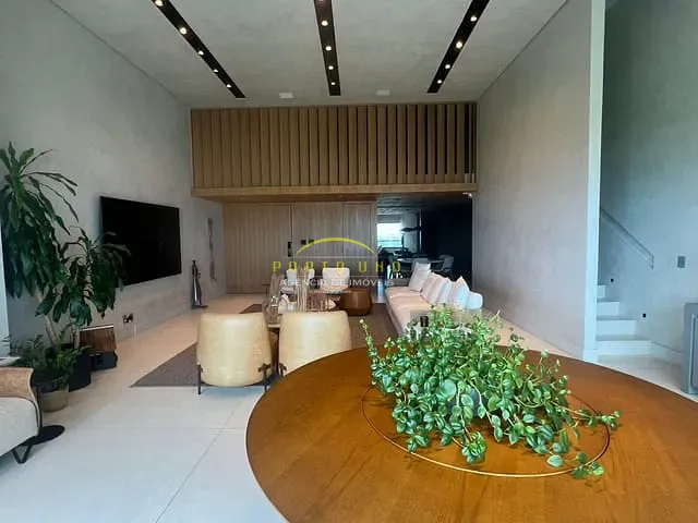 Apartamento 4 quartos e 4 banheiros, à venda, no bairro Federação em Salvador