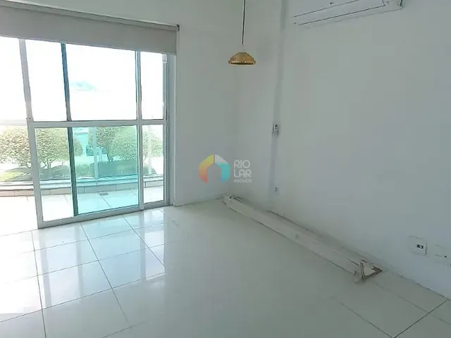 Apartamento com 100m² 2 quartos e 2 banheiros, à venda, no bairro Barra da Tijuca em Rio de Janeiro