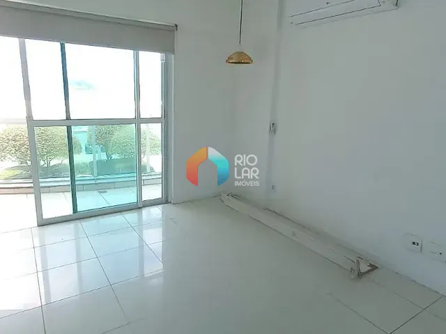 Apartamento com 100m² 2 quartos e 2 banheiros, à venda, no bairro Barra da Tijuca em Rio de Janeiro