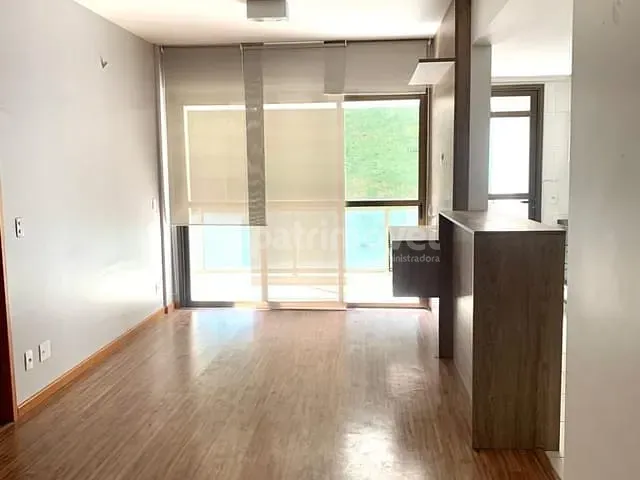 Apartamento com 59m² 1 quarto e 1 banheiro, à venda ou para alugar, no bairro Itaipava em Petrópolis