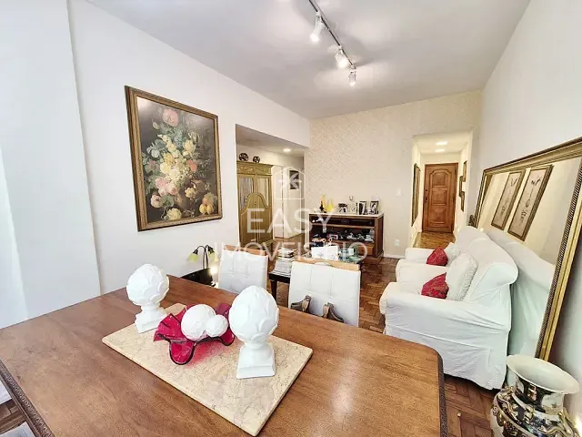 Apartamento com 100m² 3 quartos e 3 banheiros, à venda, no bairro Laranjeiras em Rio de Janeiro