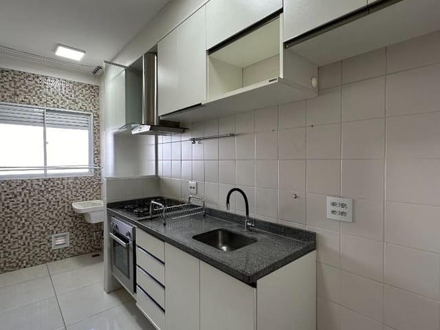Apartamento com 70m² 3 quartos e 1 banheiro, para alugar, no bairro Vila Belvedere em Americana