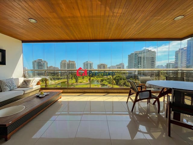 Apartamento 4 quartos e 6 banheiros, à venda, no bairro Barra da Tijuca em Rio de Janeiro