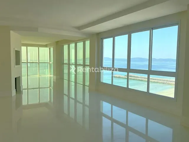 Apartamento com 345m² 4 quartos e 5 banheiros, à venda, no bairro Centro em Itapema