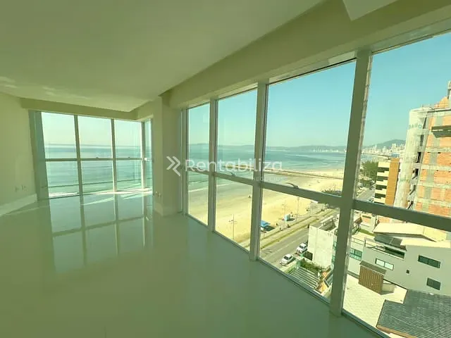 Apartamento com 345m² 4 quartos e 5 banheiros, à venda, no bairro Centro em Itapema