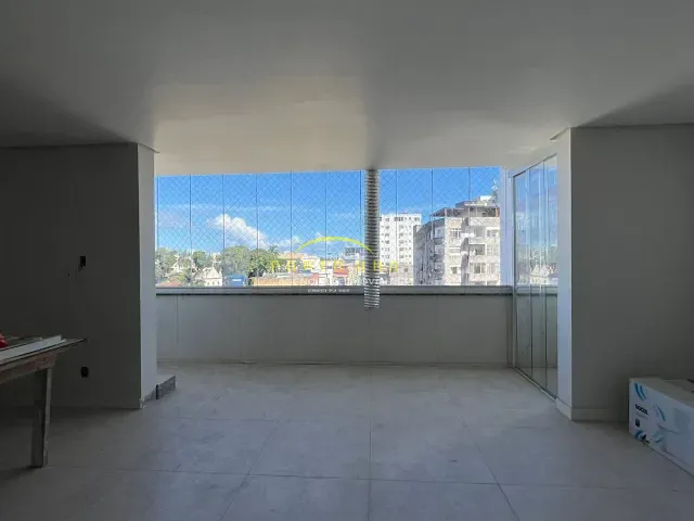 Apartamento com 213m² 4 quartos e 3 banheiros, à venda, no bairro Nazaré em Salvador