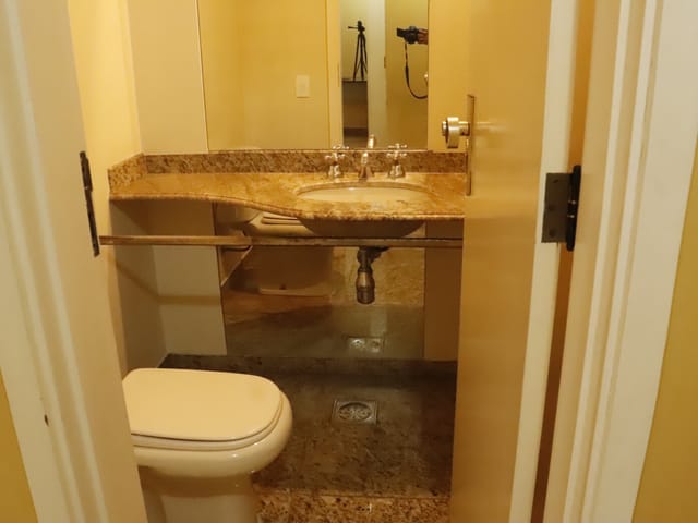 Apartamento 5 quartos e 6 banheiros, à venda, no bairro Centro em Campo Grande