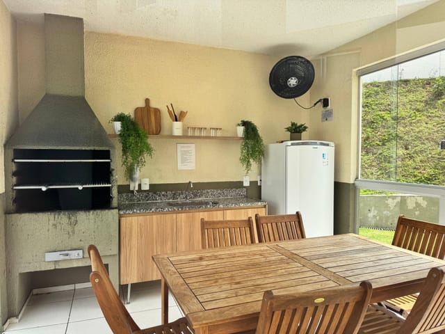 Apartamento 2 quartos e 1 banheiro, à venda, no bairro Arvoredo II em Contagem