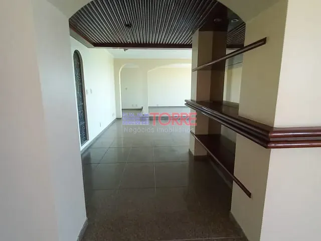 Apartamento 8 quartos e 6 banheiros, à venda, no bairro Centro em Ilhéus