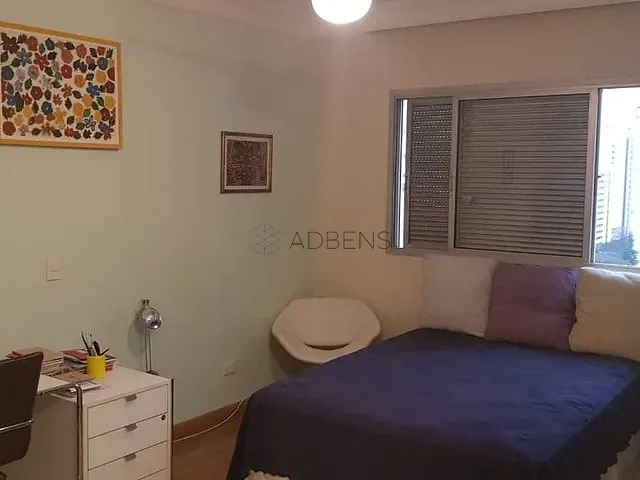 Apartamento 3 quartos e 3 banheiros, à venda, no bairro Moema em São Paulo