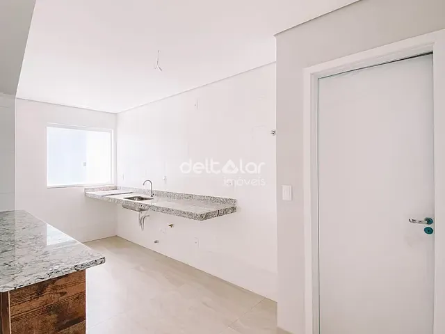 Apartamento com 160m² 3 quartos e 3 banheiros, à venda, no bairro Itapoã em Belo Horizonte
