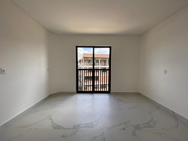 Apartamento com 135m² 3 quartos e 2 banheiros, à venda, no bairro Bom Jesus em São José dos Pinhais