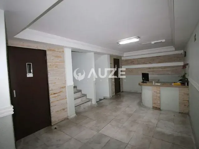 Apartamento 1 quarto e 1 banheiro, à venda, no bairro Centro em Curitiba