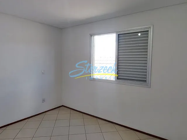 Apartamento 2 quartos e 1 banheiro, para alugar, no bairro Santa Rosa em Vinhedo