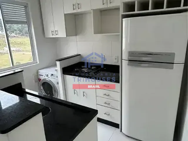 Apartamento com 46m² 2 quartos e 1 banheiro, à venda, no bairro Jardim Itaqui em Campo Largo