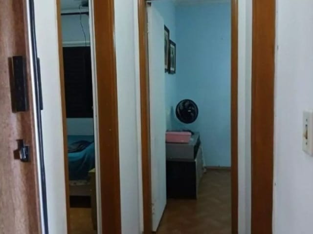 Apartamento 2 quartos e 1 banheiro, para alugar, no bairro Vila Gilda em Santo André