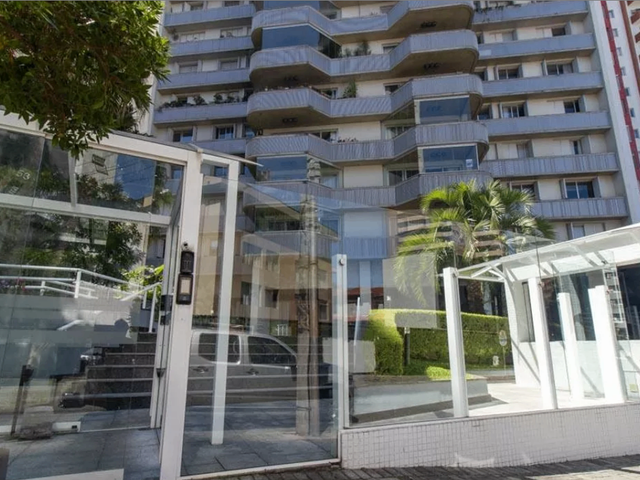 Apartamento com 293m² 4 quartos e 5 banheiros, à venda, no bairro Batel em Curitiba