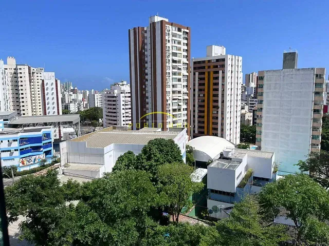 Apartamento 3 quartos e 5 banheiros, à venda, no bairro Caminho das Árvores em Salvador