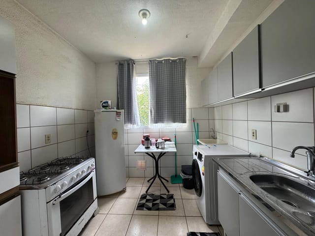 Apartamento 2 quartos e 1 banheiro, à venda, no bairro Chácaras Bom Jesus em Contagem