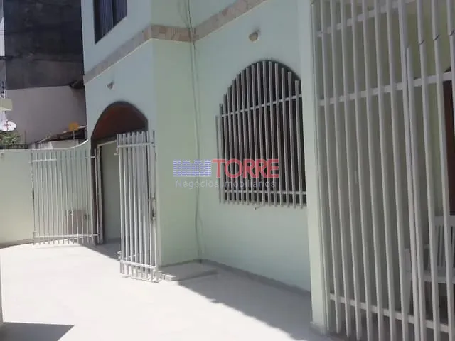 Casa 4 quartos e 5 banheiros, à venda, no bairro Castália em Itabuna