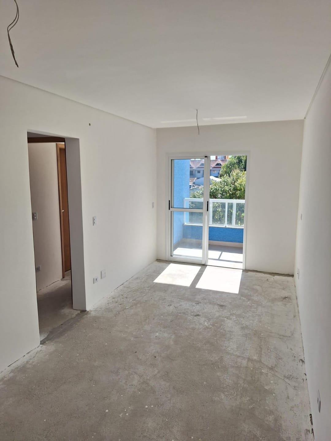 Apartamento à venda com 2 quartos, 61m² - Foto 4