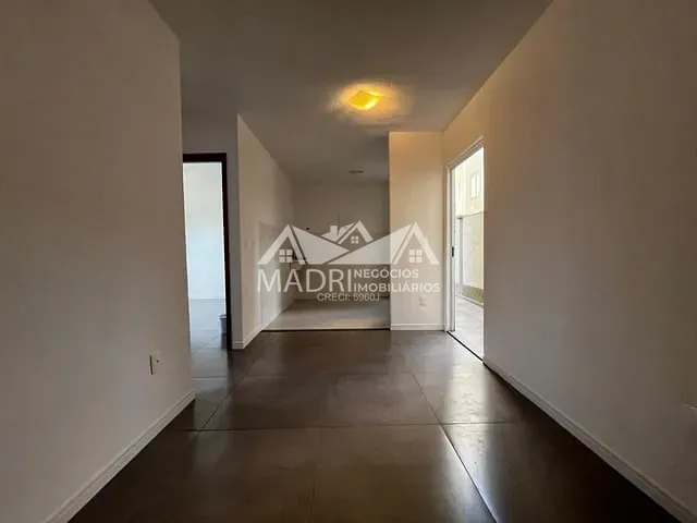 Apartamento 2 quartos e 1 banheiro, para alugar, no bairro São Sebastião em Palhoça